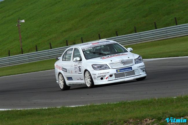 Oficiln : Okruhov Clio Cup Bohemia a Octvia cup 2011spoj sv sly !