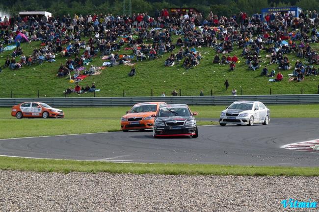 Oficiln : Okruhov Clio Cup Bohemia a Octvia cup 2011spoj sv sly !