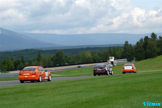 Oficiln : Okruhov Clio Cup Bohemia a Octvia cup 2011spoj sv sly !