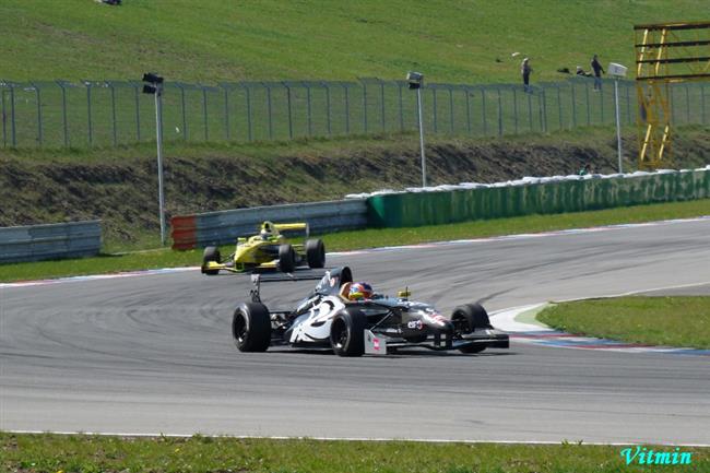Jarní Brno 2010 a formule Renault, foto V. Klígl
