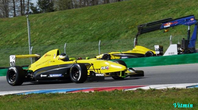 Jarn Brno 2010 a formule Renault, foto V. Klgl