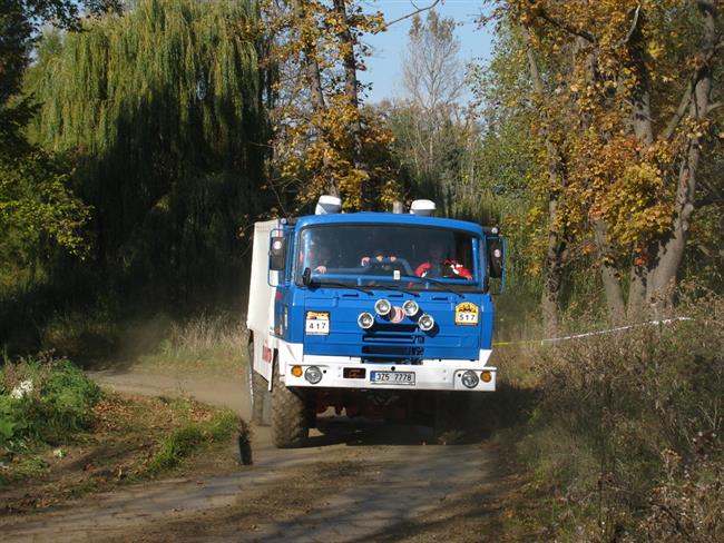 Zvodn trucky a tunnig na Autoshow Praha 23.10.2010 v hledku K. Koleka
