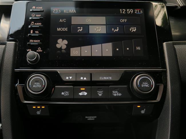 Honda Civic 1,0 Turbo Executive Sport Line s automatem CVT