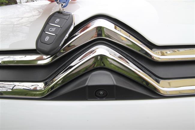 Test elektrickho Citroenu e-C4 Shine Pack