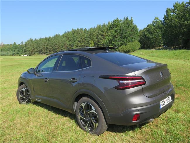 Test Citroenu C4X 1,2 turbo automat Shine