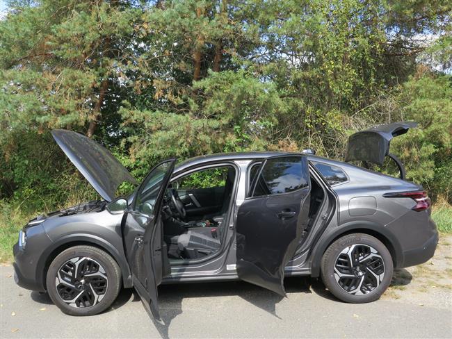Test Citroenu C4X 1,2 turbo automat Shine