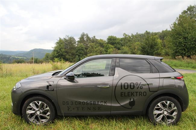 Test elektrickho DS3 Crossback E-Tense Grand Chic