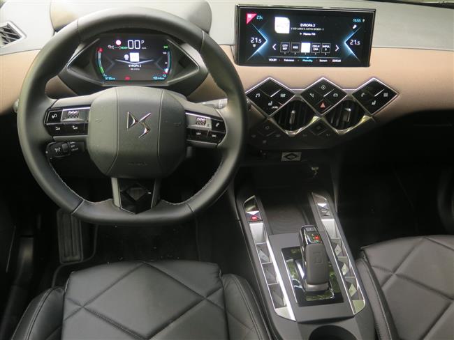 Test elektrického DS3 Crossback E-Tense Grand Chic