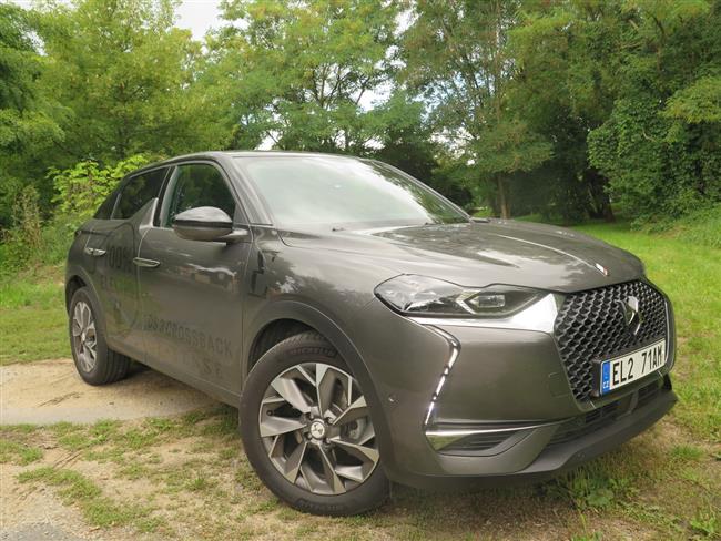 Test elektrickho DS3 Crossback E-Tense Grand Chic