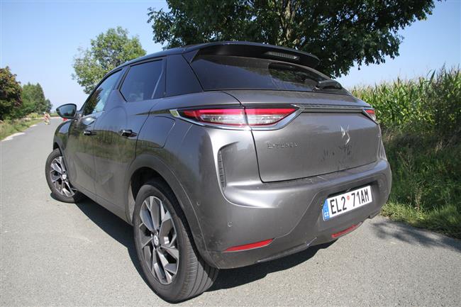 Test elektrickho DS3 Crossback E-Tense Grand Chic