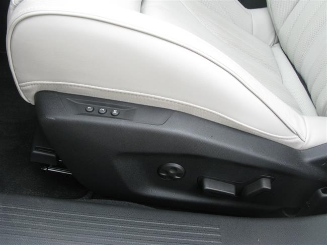 Test nového DS4 1,2 Rivoli Cross s automatem