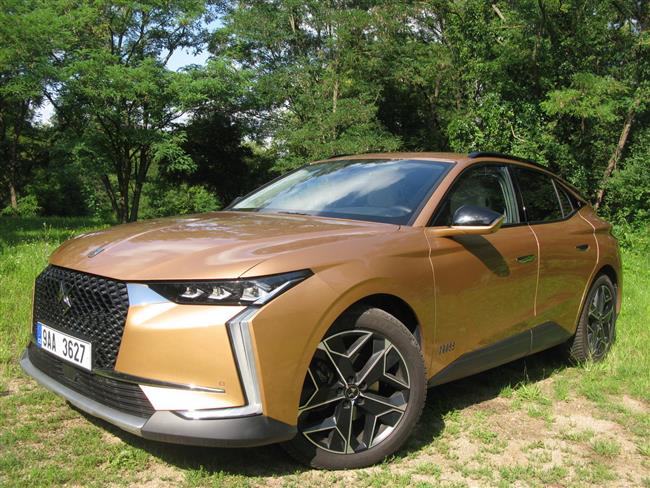 Test nového DS4 1,2 Rivoli Cross s automatem
