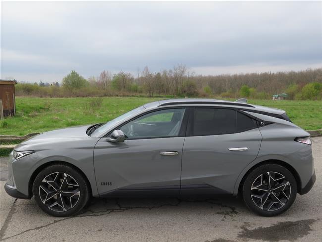 Test DS4 Rivoli Cross s naftovým motorem 1,5 s automatem