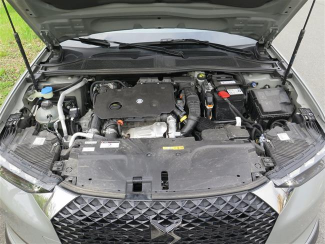 Test DS4 Rivoli Cross s naftovým motorem 1,5 s automatem