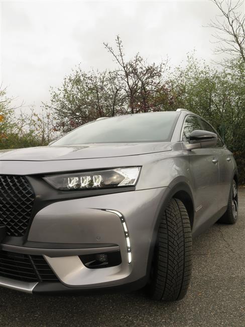 Test DS7 Crossback 1,6 Performance line s automatem