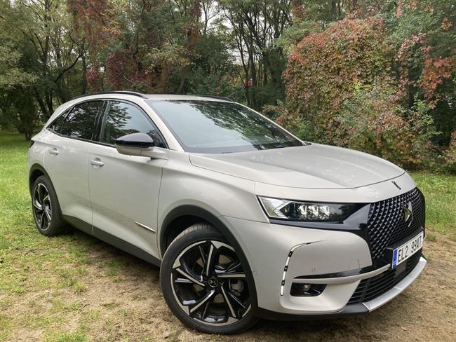 Test DS7 Crossback E-Tens Louvre