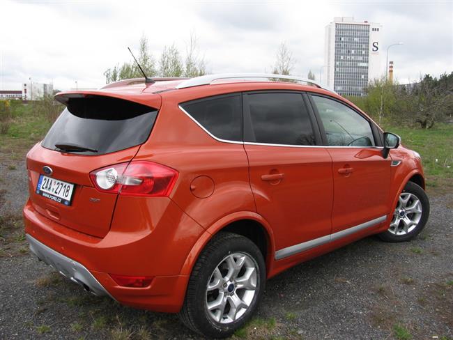 Test Fordu Kuga s nejsilnjm benznovm motorem 2,5 Turbo