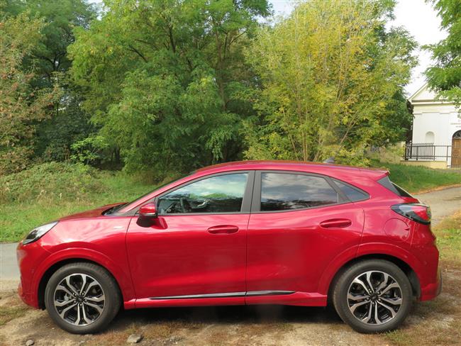 Test Fordu Puma litrovým tříválcem 1.0 EcoBoost mHEV s šestistupňovým manuálem