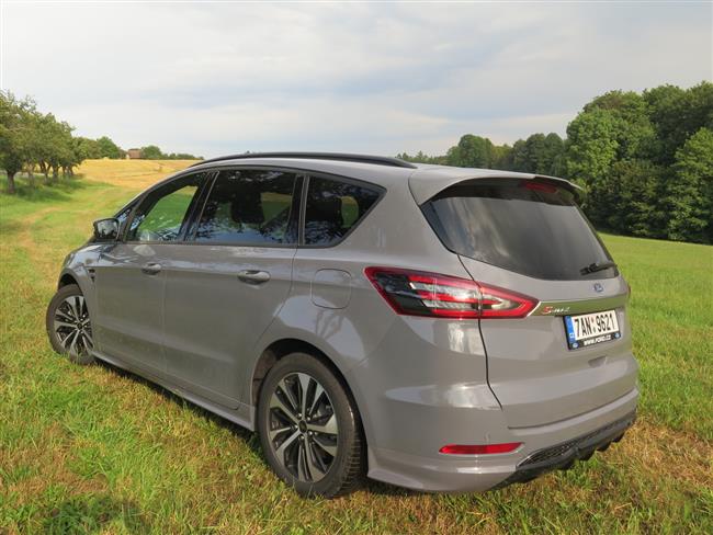 Test Fordu S-Max ST s turbomotorem 1,5 Ecoboost