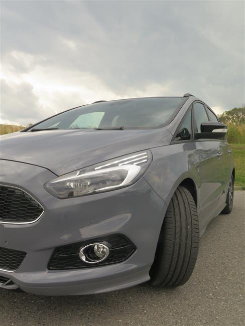 Test Fordu S-Max ST s turbomotorem 1,5 Ecoboost