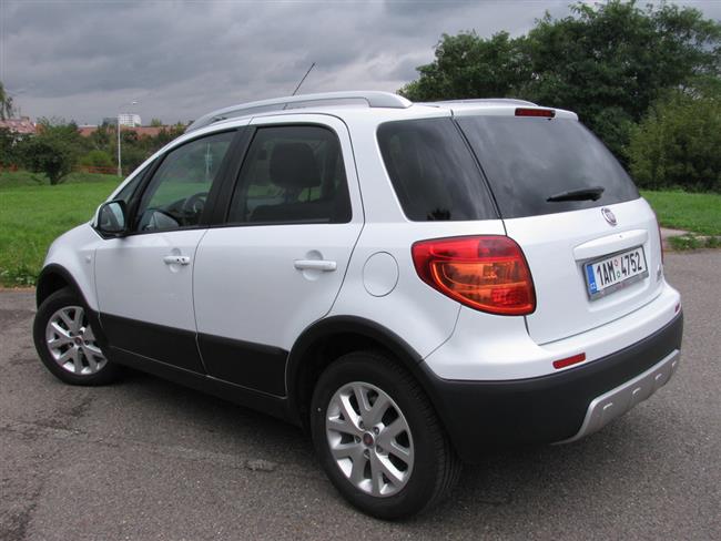 Test Fiatu Sedici ve verzi 4x4 s dieselovým motorem 2,0.
