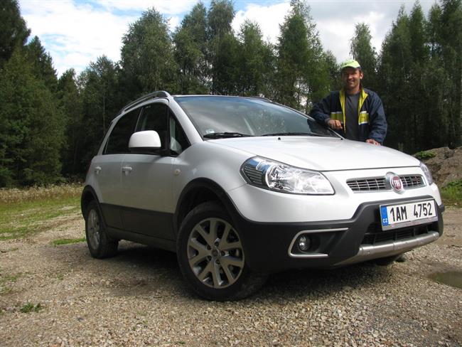 Test Fiatu Sedici ve verzi 4x4 s dieselovým motorem 2,0.