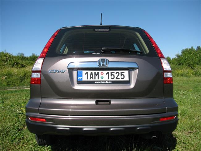 Test SUV střední velikosti Honda CRV s 2,2 dieselem a 5ti stupňovým automatem