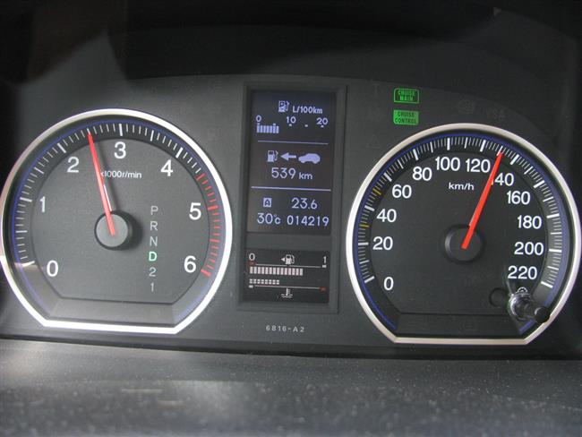 Test SUV střední velikosti Honda CRV s 2,2 dieselem a 5ti stupňovým automatem