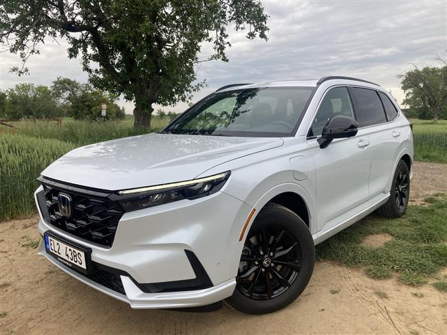 Test Hondy CR-V e PHEV 2,0i MMD Advance tech s předním pohonem