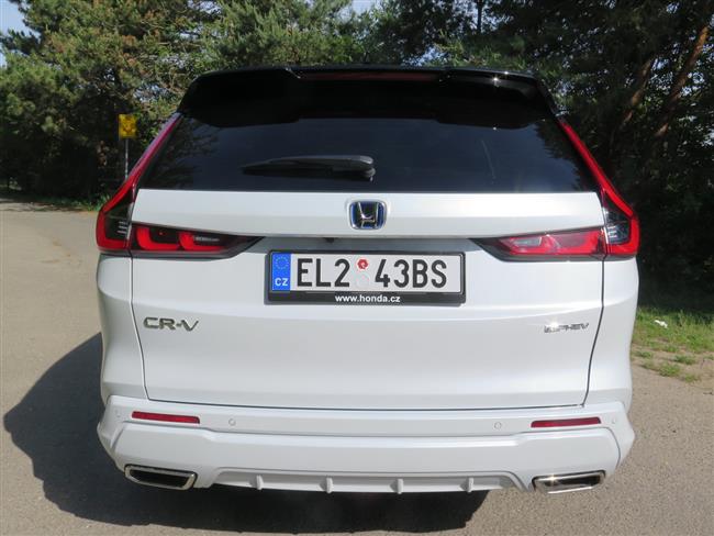 Test Hondy CR-V e PHEV 2,0i MMD Advance tech s pednm pohonem