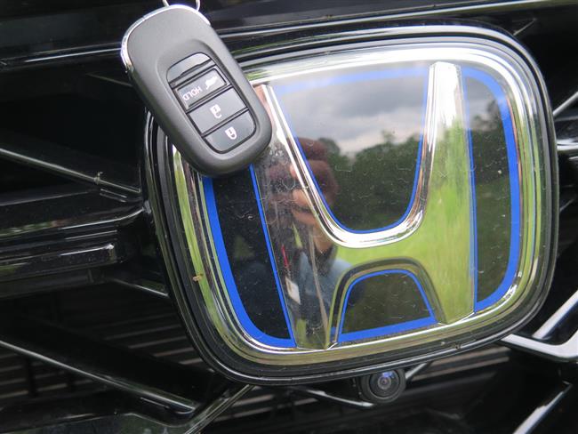 Test Hondy CR-V e PHEV 2,0i MMD Advance tech s pednm pohonem