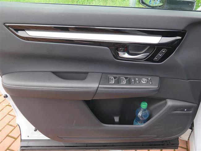 Test Hondy CR-V e PHEV 2,0i MMD Advance tech s pednm pohonem
