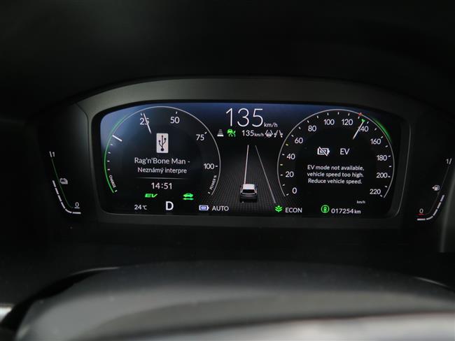 Test Hondy CR-V e PHEV 2,0i MMD Advance tech s předním pohonem