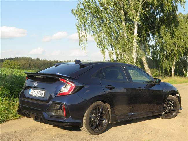 Honda Civic 1,0 Turbo Executive Sport Line s automatem CVT