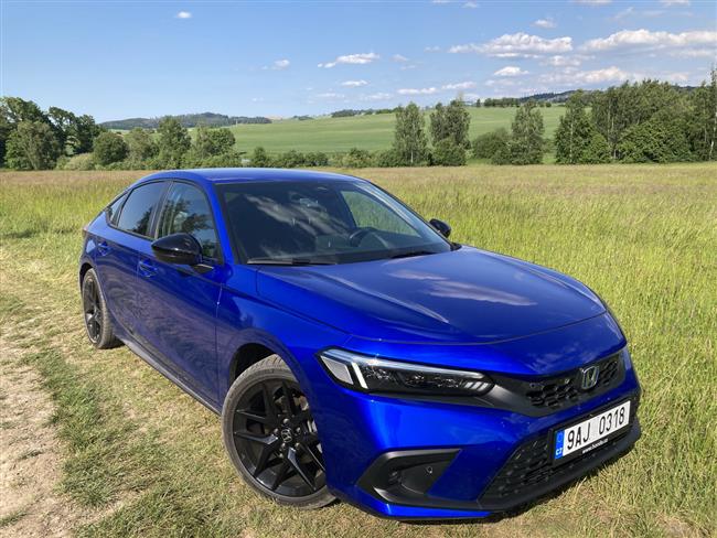 Test nové Hondy Civic e:HEV Sport