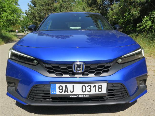 Test nové Hondy Civic e:HEV Sport