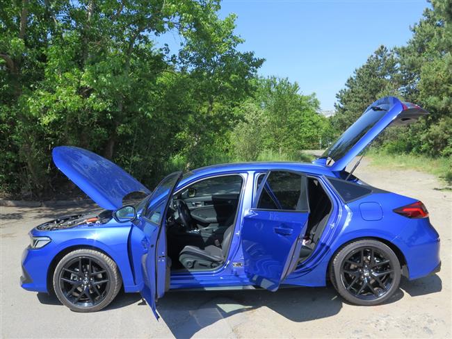 Test nové Hondy Civic e:HEV Sport