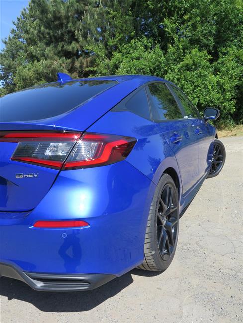 Test nové Hondy Civic e:HEV Sport