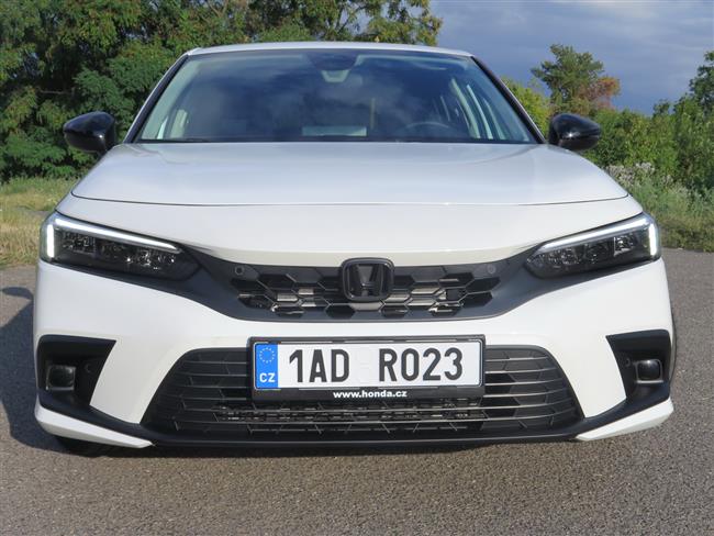 Test Hondy Civic e:HEV Sport