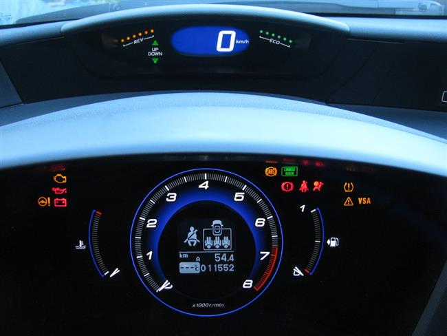 Honda Civic v pětidveřové karosérii s výbavou GT a benzínovým motorem 1,8 VTEC