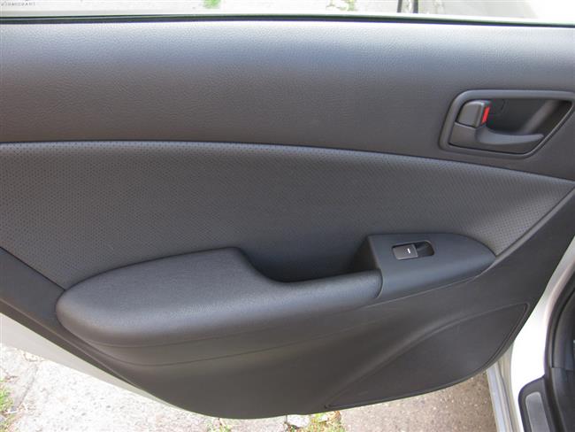 Test limuzíny střední třídy Hyundai Sonata s dieselem a automatem
