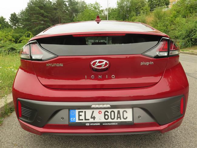 Test Hyundae Ioniq Plug in Hybrid po faceliftu