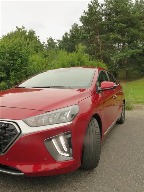 Test Hyundae Ioniq Plug in Hybrid po faceliftu