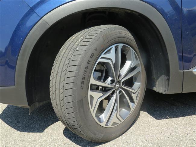 Test velkého SUV Hyundai Santa Fe s 2,2 CRDi automat v sedmimístném provedení
