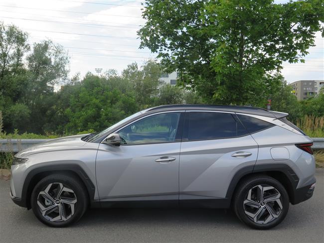 Test Hyundai Tucson s 1,6 benzínem hybrid předokolka