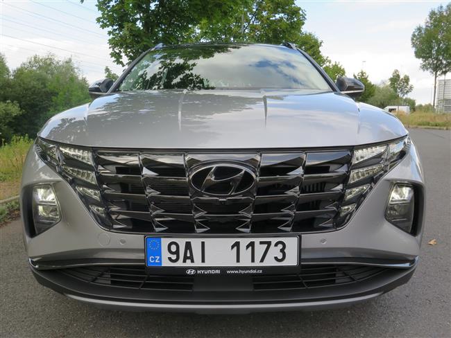 Test Hyundai Tucson s 1,6 benzínem hybrid předokolka