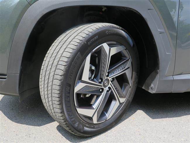 Test Hyundai Tucson s 1,6 benzínem plug in hybrid ve čtyřkolce