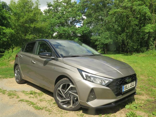 Test Hyundai i20 třetí generace mild hybrid s motorem 1,0 Turbo s automatem