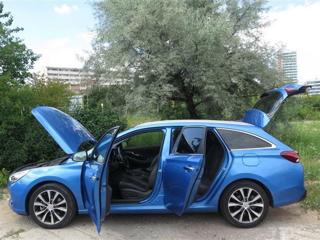 Test Hyundae i30 Combi 1,4 Turbo automat tet generace