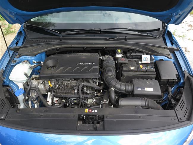 Test Hyundae i30 Combi 1,4 Turbo automat tet generace